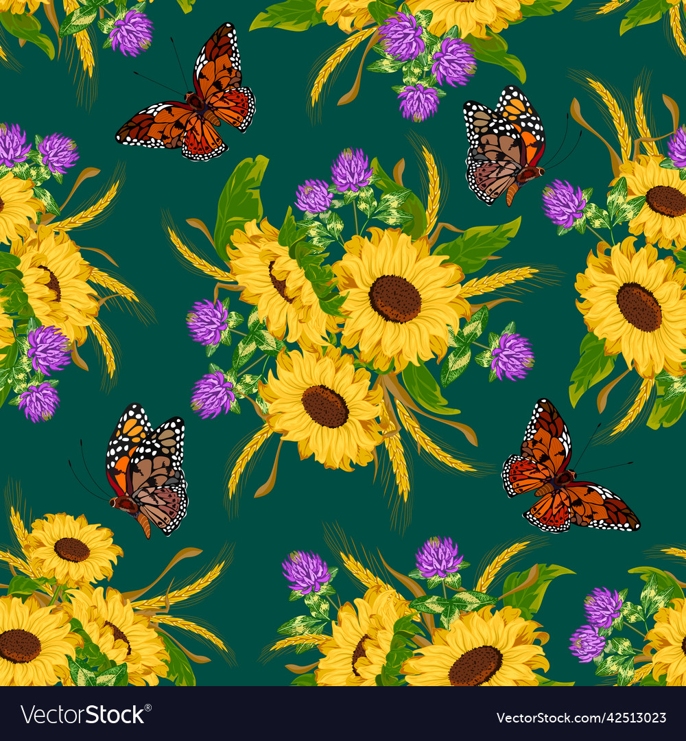 Clover and sunflowers in a pattern