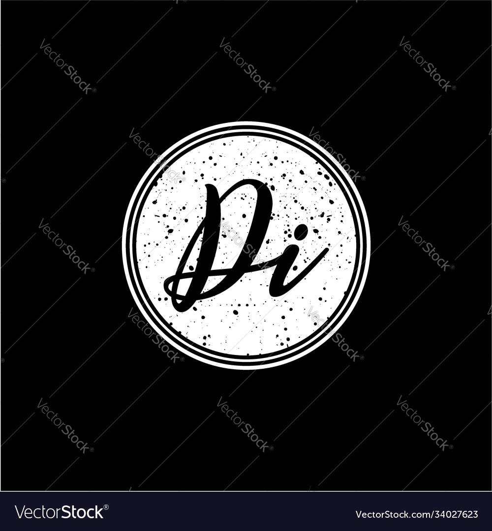 D i initial handwriting in black and white circle